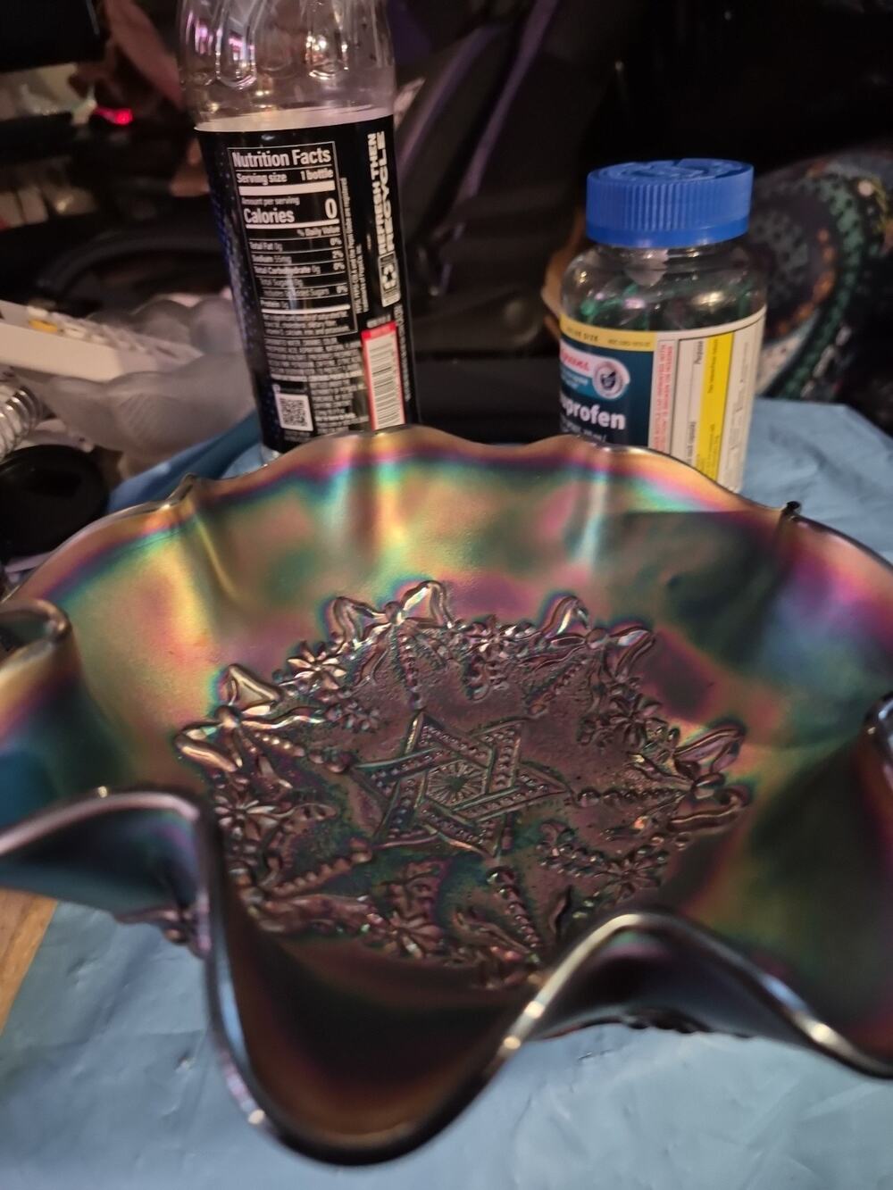 Antique Northwood Glass Carnival Glass Bowl In The Stars And Bows Pattern With